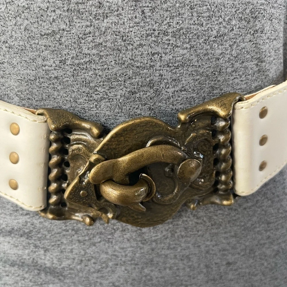 Womens Leather Unbranded Wide 2” White Adjustable 32”-34” Belt